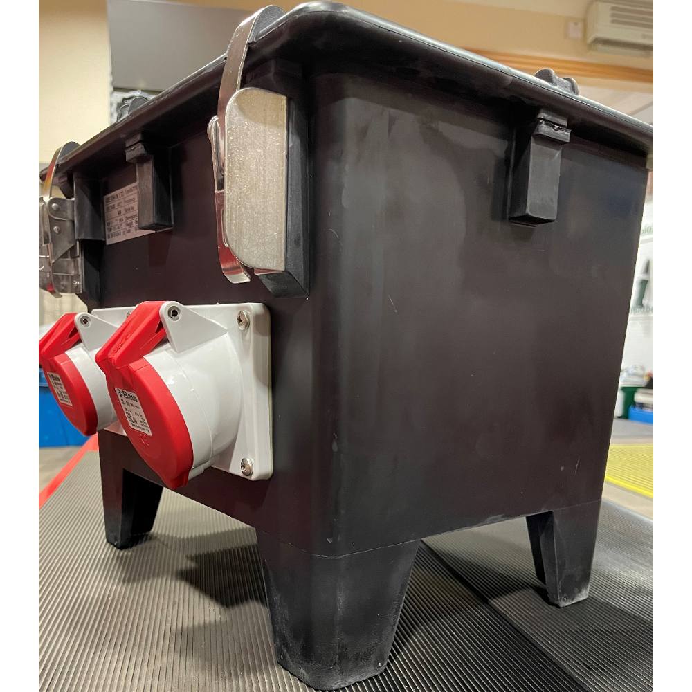 Black RCD Box 1/16A 4Pin Socket, 1/32A 4Pin Socket